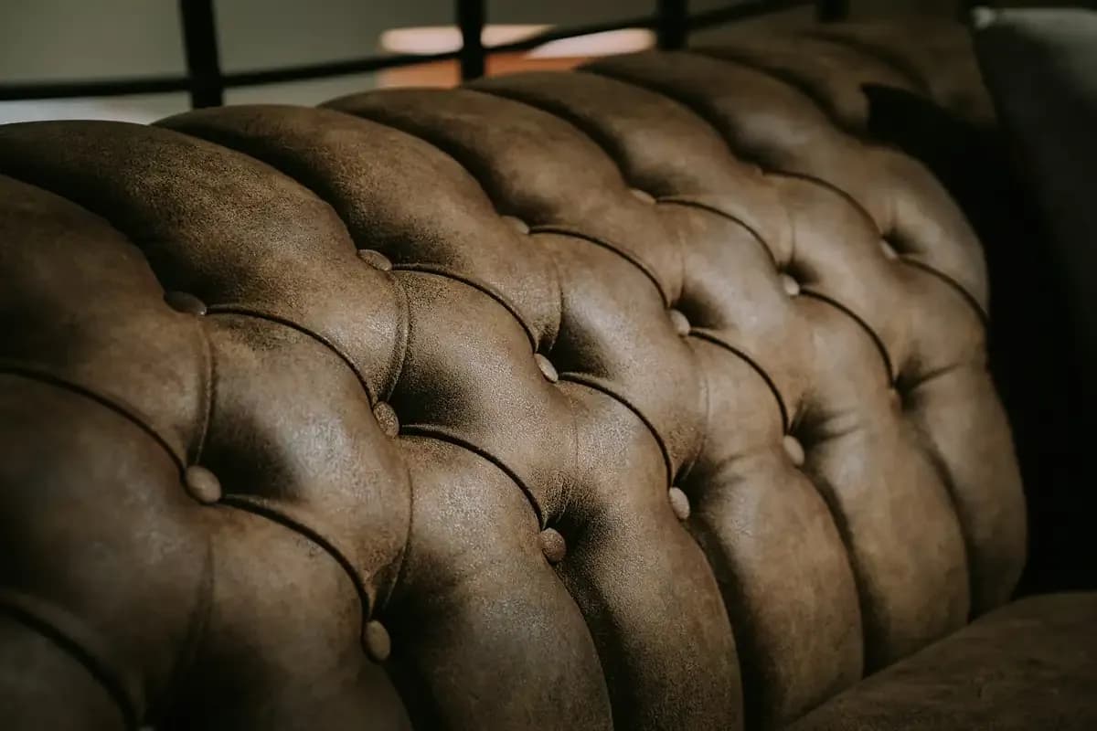 مبل تک‌نفره چستر کلاب